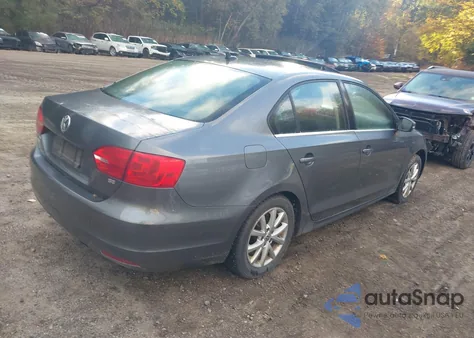 2014 Volkswagen Jetta 1.8T Se from USA, damaged, VIN 3VWD17AJ9EM373540